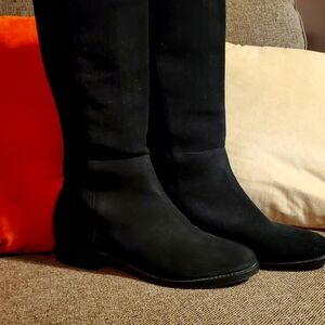 Black suede Lands' End Boots